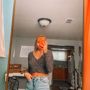 Hollister floral tee